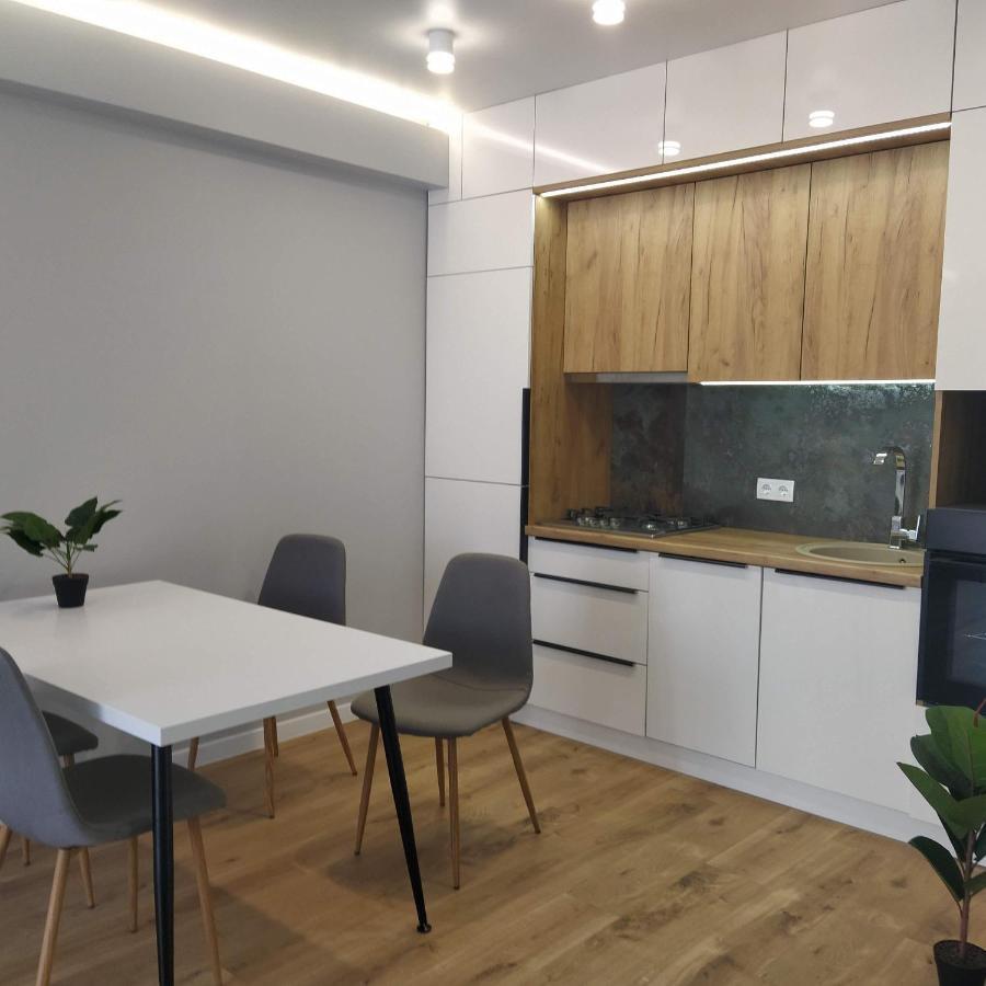 New Point By Avalon Apartment