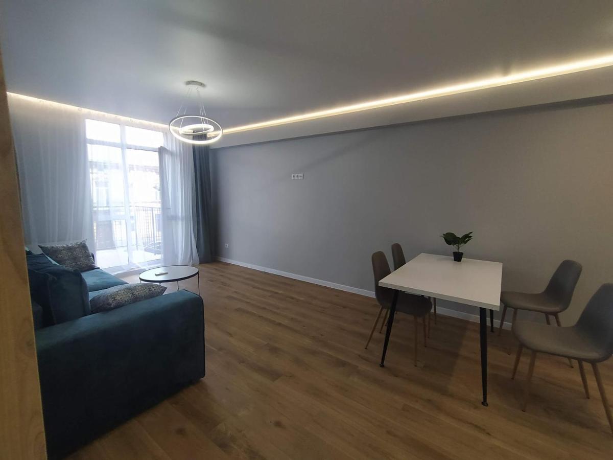 New Point By Avalon Apartment